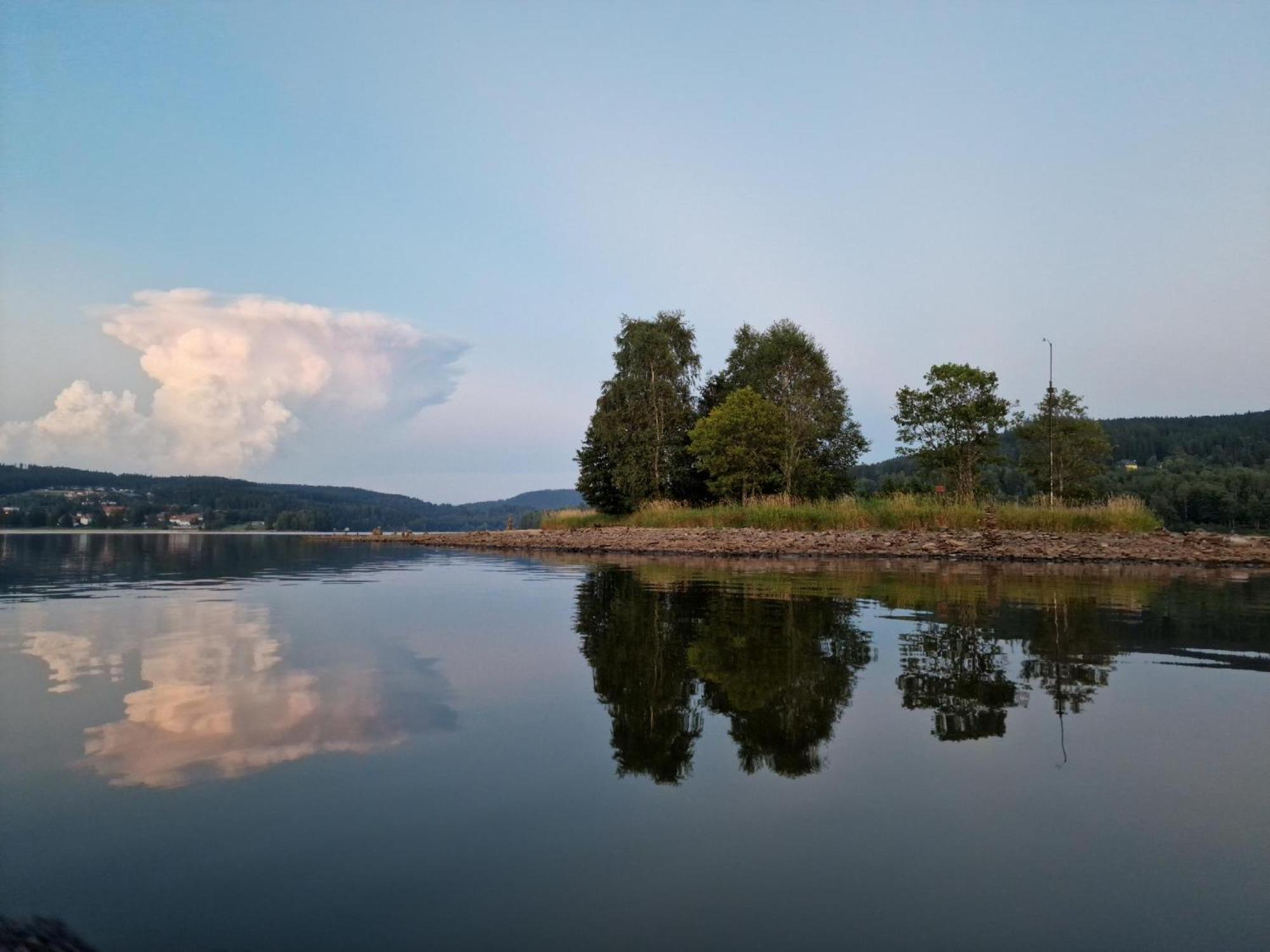 Deluxe Apartment Lipno - Lake Side Village, Frymburk Nad Vltavou מראה חיצוני תמונה